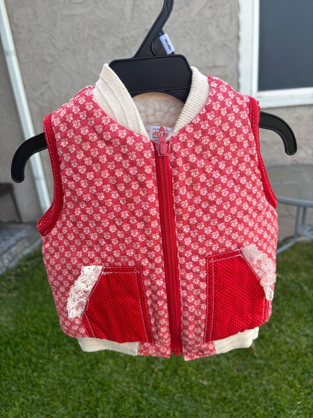 Vintage 1980’s Health-Tex Toddler Girls Vest Size 2T Made in USA EUC